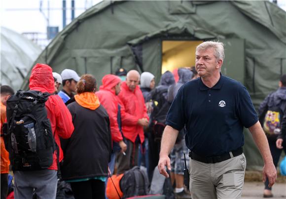 IZBJEGLICE Ostojić poziva na zajedničko europsko rješenje krize