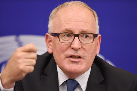 Timmermans upozorava na jačanje desnog ekstremizma