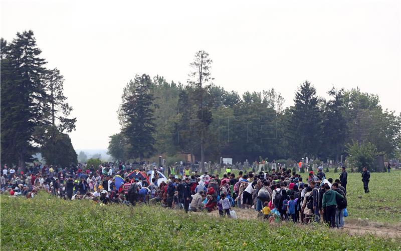 Close to 55,000 migrants enter Croatia since start of migrant crisis