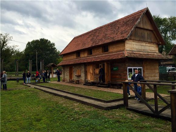 Park prirode Lonjsko polje dobio novi centar za posjetitelje Krapje