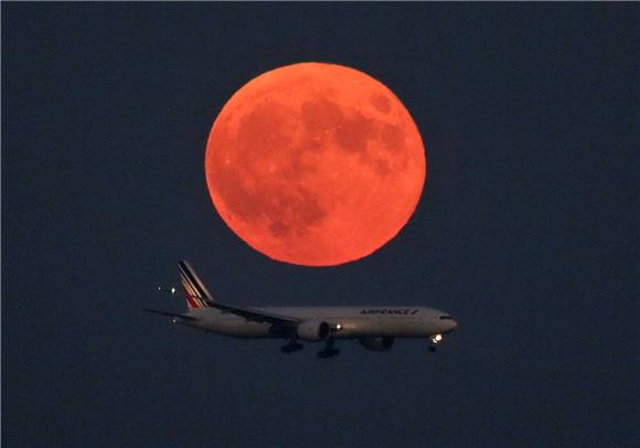 JAPAN LUNAR ECLIPSE