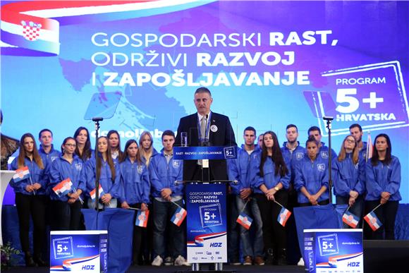 HDZ: Premijer i ministri su neduhoviti