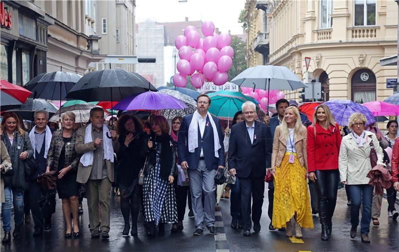 Obilježen Dan ružičaste vrpce posvećen prevenciji raka dojke