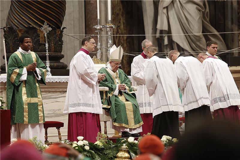 VATICAN POPE FRANCIS SYNOD OF BISHOPS