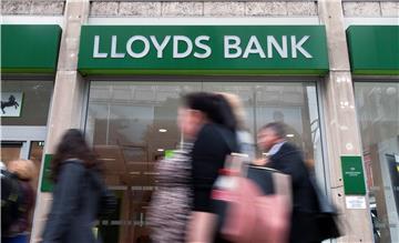 FILE BRITAIN ECONOMY LLOYDS BANK SHARE SALE