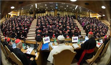 VATICAN POPE SYNOD