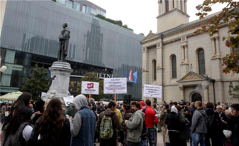 Stotinjak građana prosvjedovalo protiv Vatikanskih ugovora