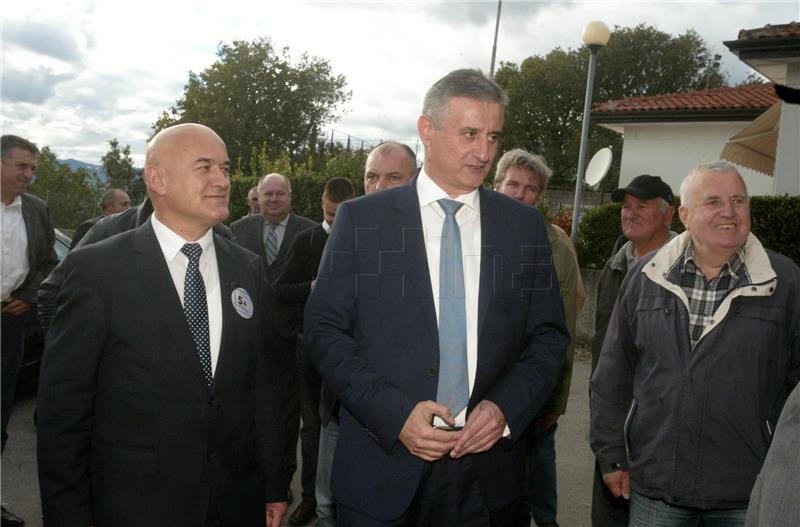 IZBORI 2015. Karamarko: Riječki HNK postao prostor kulturne okupacije i izrugivanja hrvatskoj kulturi i narodu