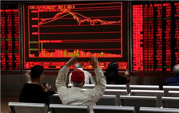 CHINA ECONOMY STOCK MARKET