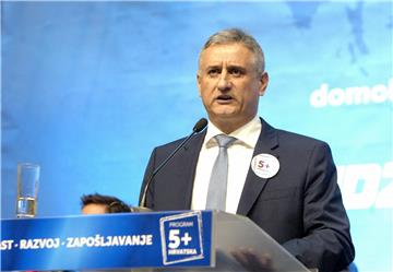 IZBORI 2015.- B. Mandić žali zbog retorike T. Karamarka na predizbornom skupu u Rijeci 