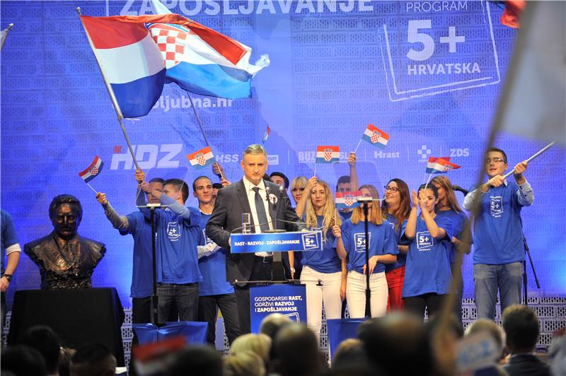 IZBORI 2015. Karamarko: Milanović zbog straha od gubitka odvraća pažnju od neuspjeha njegove vlade 