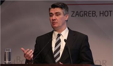 PM says Croatia must pursue aggressively export-oriented policy