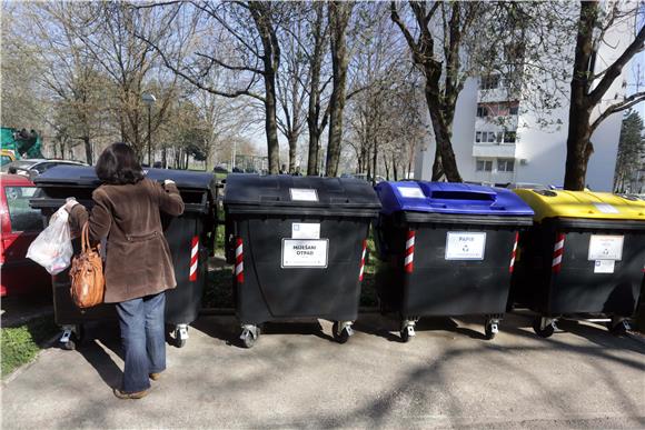 Bandić: Od 1. studenog Zagrepčanima pojeftinjuje odvoz komunalnog otpada