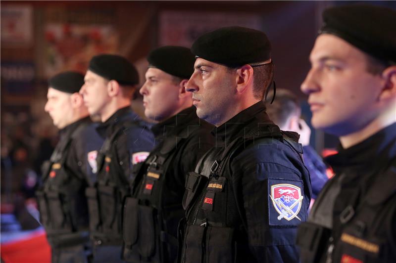 PM: Black shirts in Zagreb were less acceptable than those of Glavas's guard