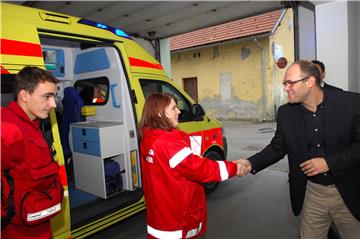 Stier: Pojačati pritisak da se ubrza isplata odobrene pomoći