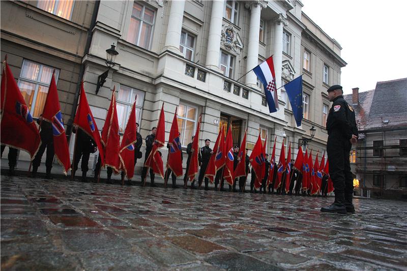  HDSSB je predao svoje liste za parlamentarne izbore Državnom izbornom povjerenstvu