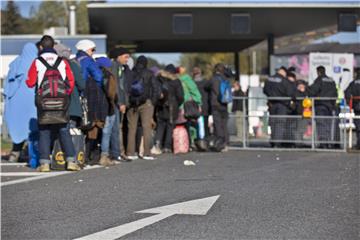 SLOVENIA AUSTRIA RFEUGEE CRISIS