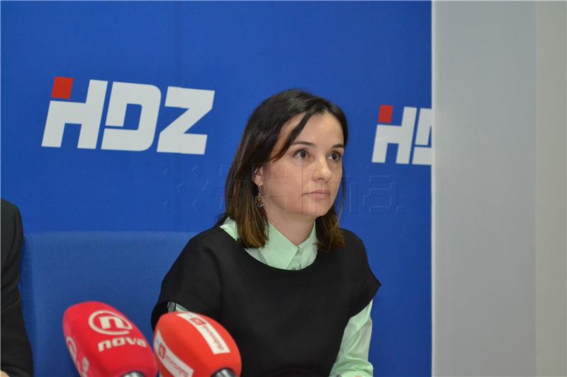 IZBORI 2015. Bačić: Milanovićeva Vlada 'pokušaja i pogreške'