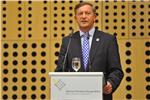 Erjavec: Slovenija 2016. počinje s prvim isplatama štednje Ljubljanske banke