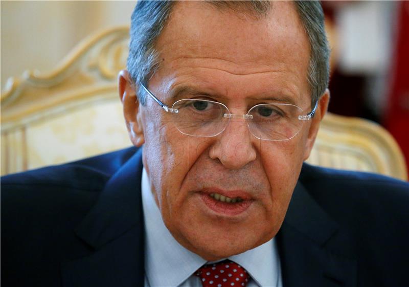 Lavrov: Rusija spremna zračnim udarima podržati Slobodnu sirijsku vojsku  