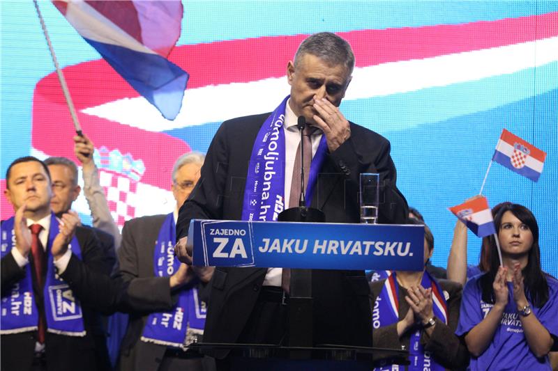 IZBORI 2015. Karamarko: "Milanoviću, smrde li ti branitelji ili ti smrdi Domovinski rat ili naše žrtve?"