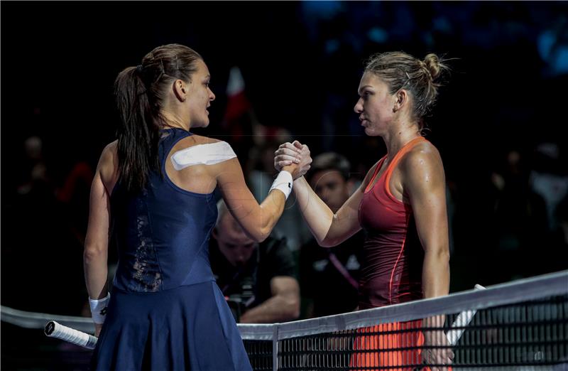 WTA Singapur: Radwanska eliminirala Halep