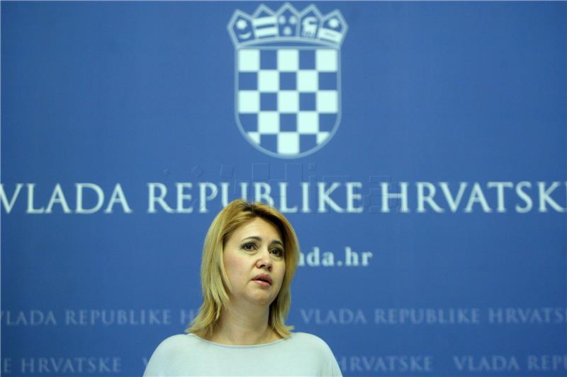 Milanka Opačić dala izjavu za medije u povodu proglašenja projekta e-Građani najboljim u Europi