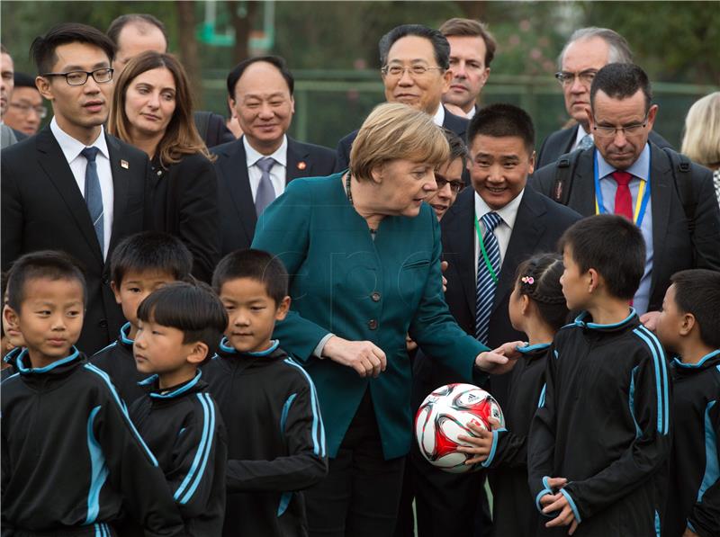 Merkel podupire odobrenje statusa tržišne ekonomije Kini