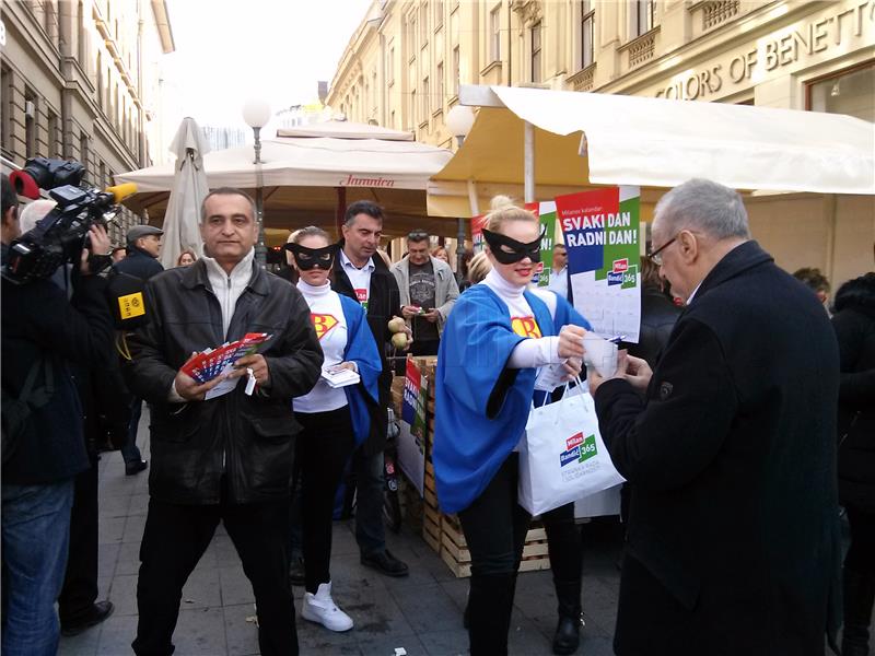 IZBORI 2015. Koalicija rada i solidarnosti s građanima na Cvjetnom trgu 