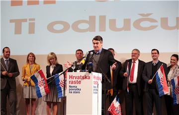 IZBORI 2015. Koalicija 'Hrvatska raste' održala predizborni skup u Šibeniku