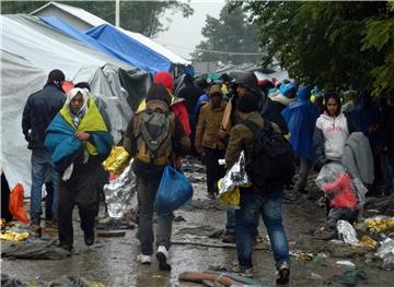 307,000 migrants pass through Croatia since mid-Sept