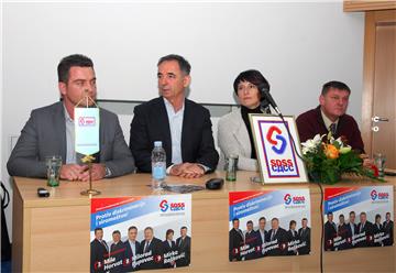 IZBORI 2015. Karlovac: Predizborni skup SDSS-a