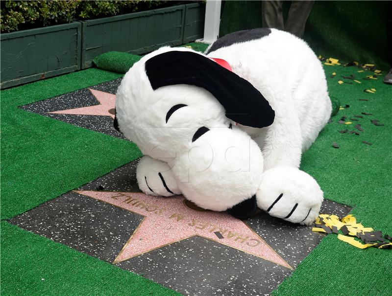 USA CINEMA SNOOPY STAR