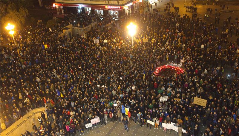 ROMANIA CLUB FIRE PROTEST