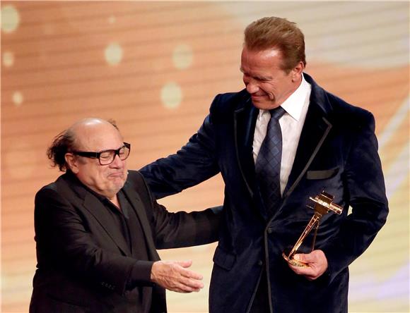 DeVito, Schwarzenegger i Murphy konačno u nastavku "Blizanaca" 