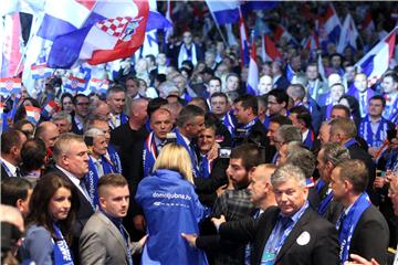 IZBORI 2015.  Završni predizborni skup Domoljubne koalicije u Areni Zagreb