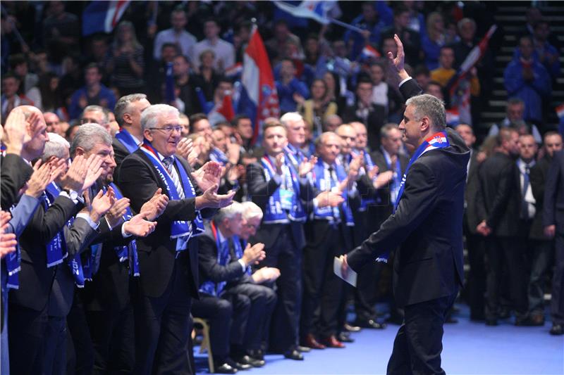 IZBORI 2015.  Završni predizborni skup Domoljubne koalicije u Areni Zagreb