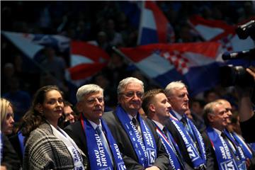 IZBORI 2015.  Završni predizborni skup Domoljubne koalicije u Areni Zagreb