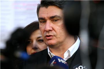 Zoran Milanović glasovao je na Parlamentarnim izborima 2015.