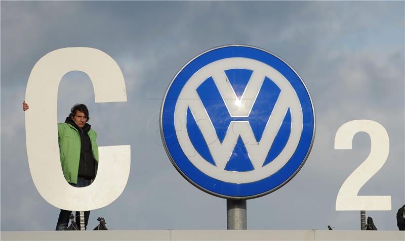 epaselect GERMANY BUSINESS VOLKSWAGEN GREENPEACE