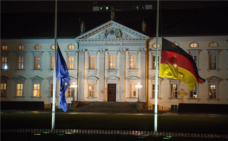 GERMANY PEOPLE HELMUT SCHMIDT OBIT