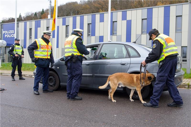 Identificirana petorica napadača na Pariz, jedan bio u Opatovcu