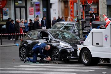 U Parizu pronađen automobil možda povezan s pripremom napada