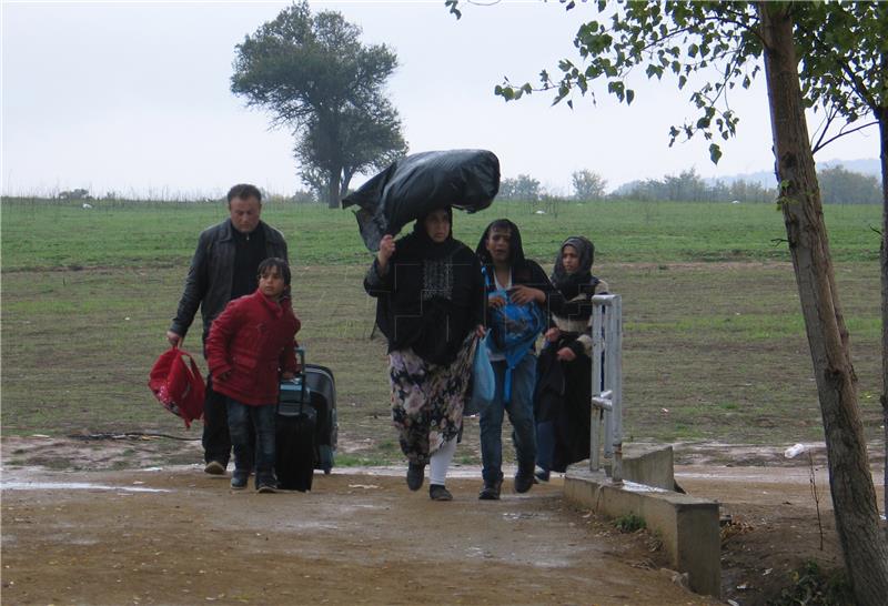 Over 6,300 migrants pass through Slavonski Brod refugee centre in last 24 hours