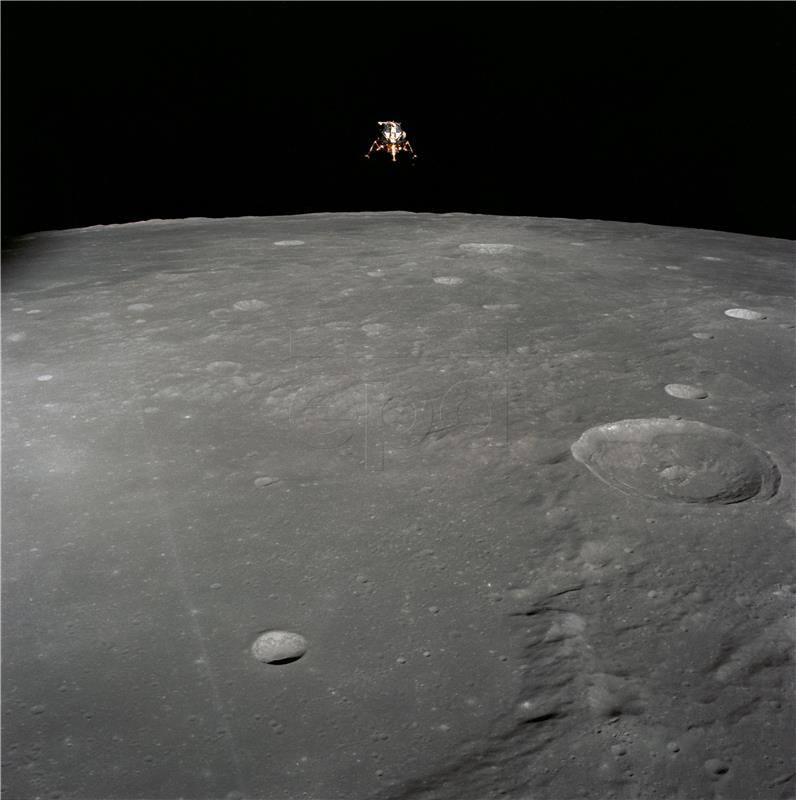 SCIENCE SPACE MOON APOLLO 12