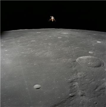 SCIENCE SPACE MOON APOLLO 12