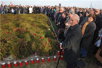 VUKOVAR Na Ovčari komemoracija u povodu 24. obljetnice ubojstva 200 ranjenika i civila