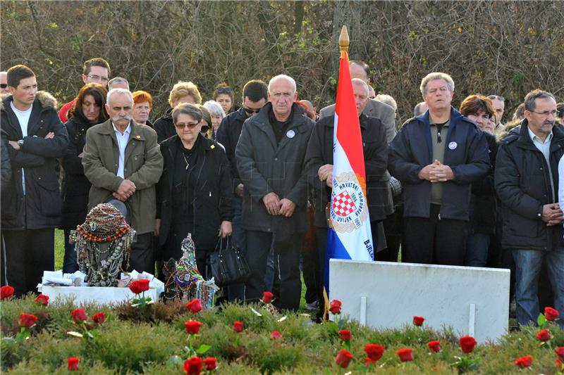 VUKOVAR Na Ovčari komemoracija u povodu 24. obljetnice ubojstva 200 ranjenika i civila