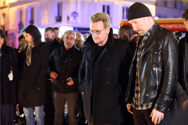 U2 se u prosincu vraća u Pariz