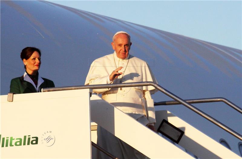 ITALY POPE DEPARTURE